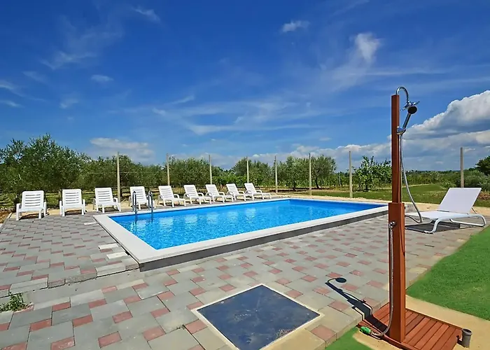 Family Villa In Buje With Pool And Sea View