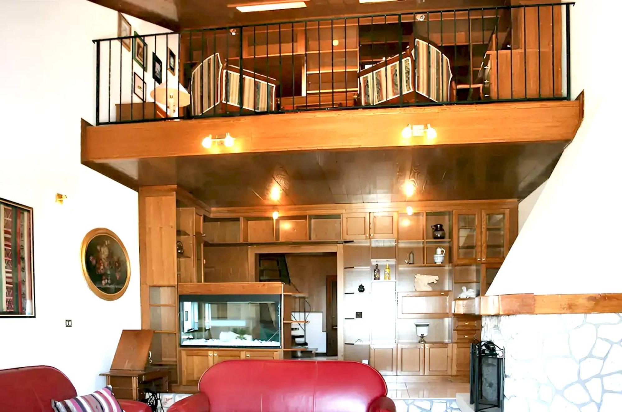 Family In With Pool And Sea View Villa Buje