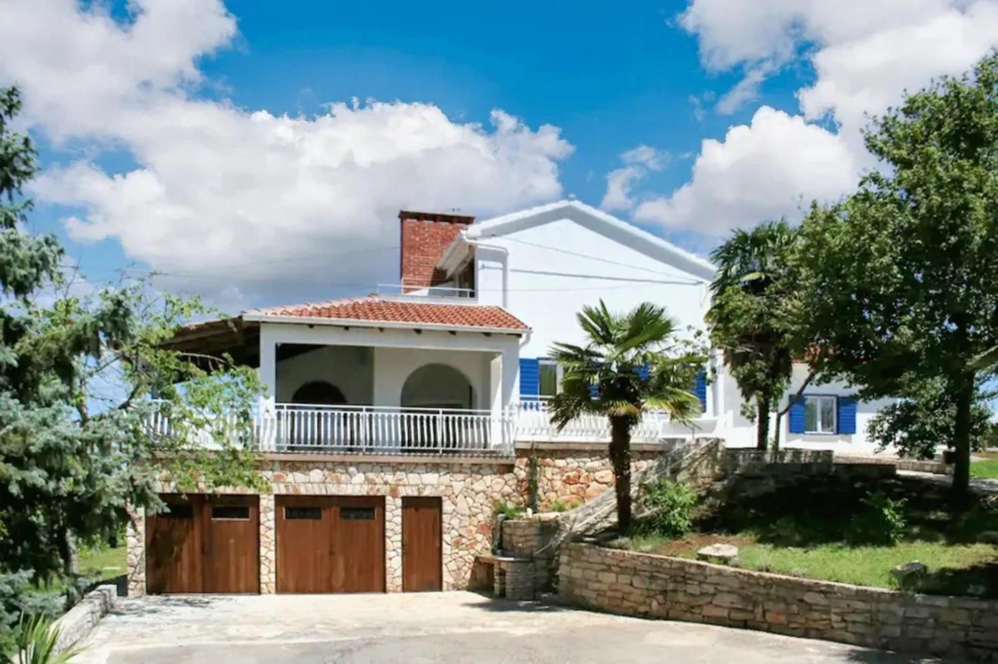 Villa Family In With Pool And Sea View Buje
